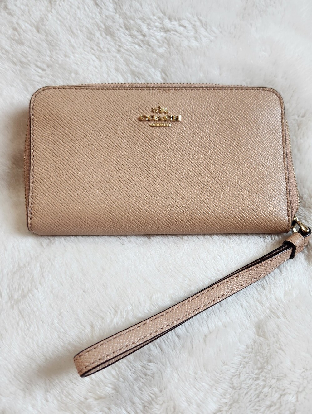 Authentic Coach Blush Pink Crossgrain Leather Long Zip Around Wallet Wristlet